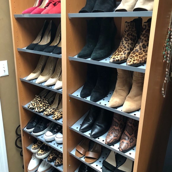 Meet your Posher, Lisa - Picture 2 of 3